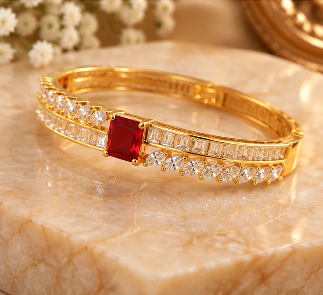 Royal Bracelet 001 view 2