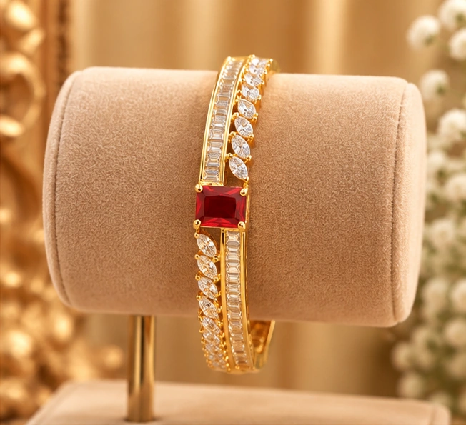 Royal Bracelet 001 view 3