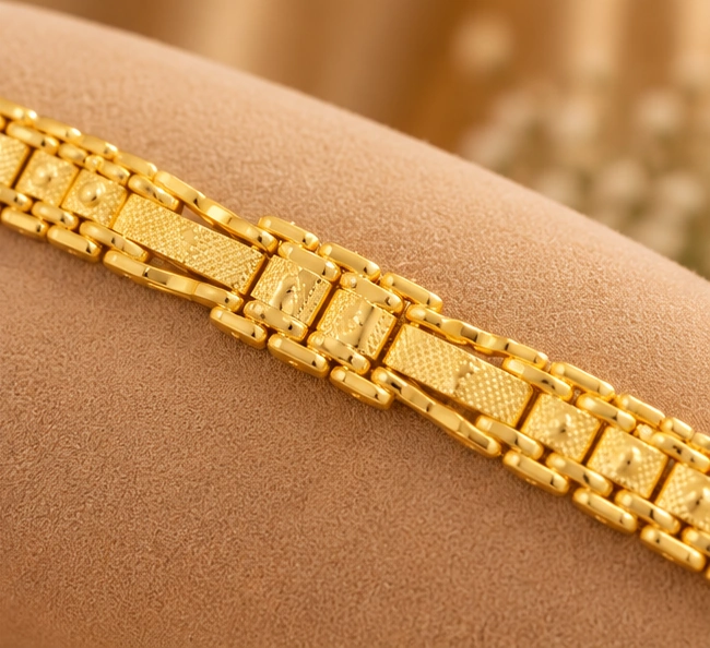 Royal Bracelet 005 view 3