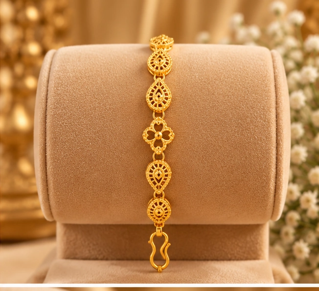Royal Bracelet 006 view 4