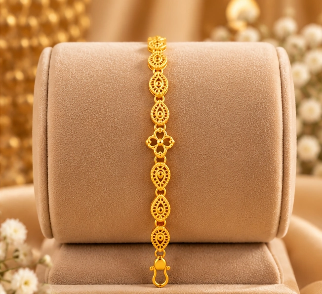 Royal Bracelet 008 view 4