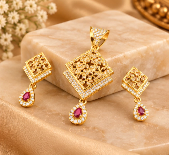 Royal Earring 008 view 2