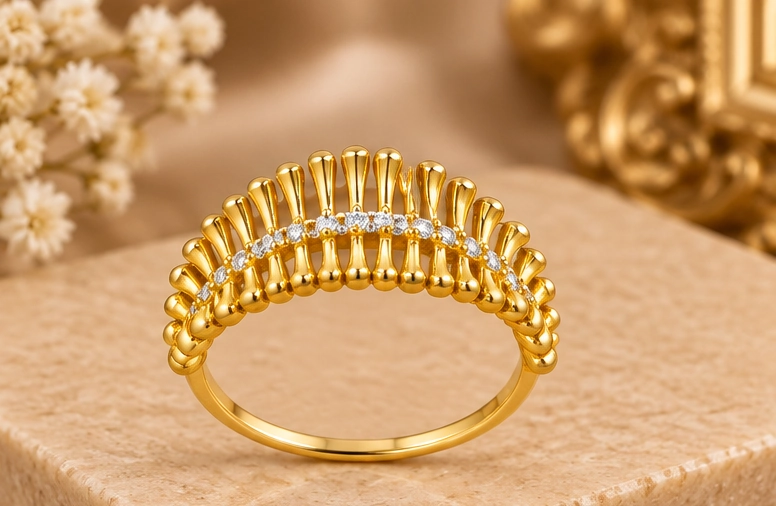 Royal Ring 001 view 2