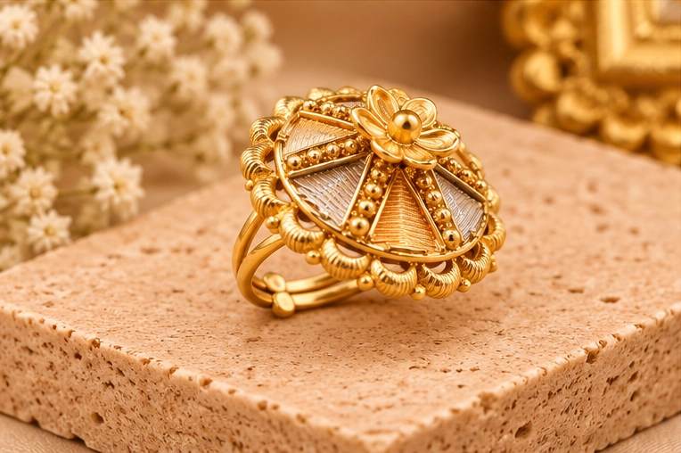 Royal Ring 006 view 2
