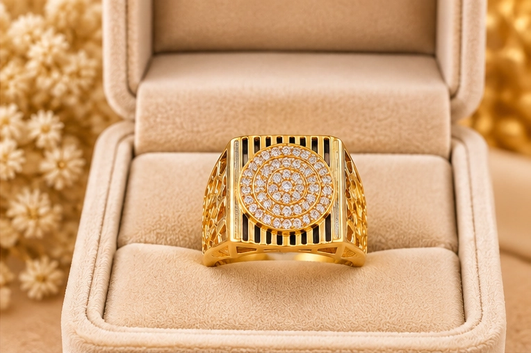 Royal Ring 009 view 4