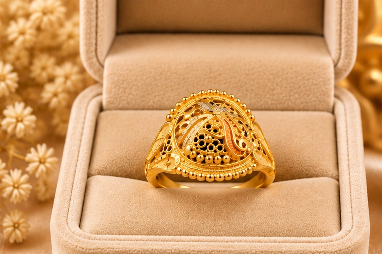 Royal Ring 011 view 4