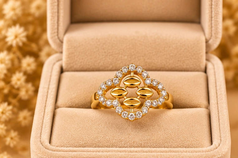 Royal Ring 012 view 4